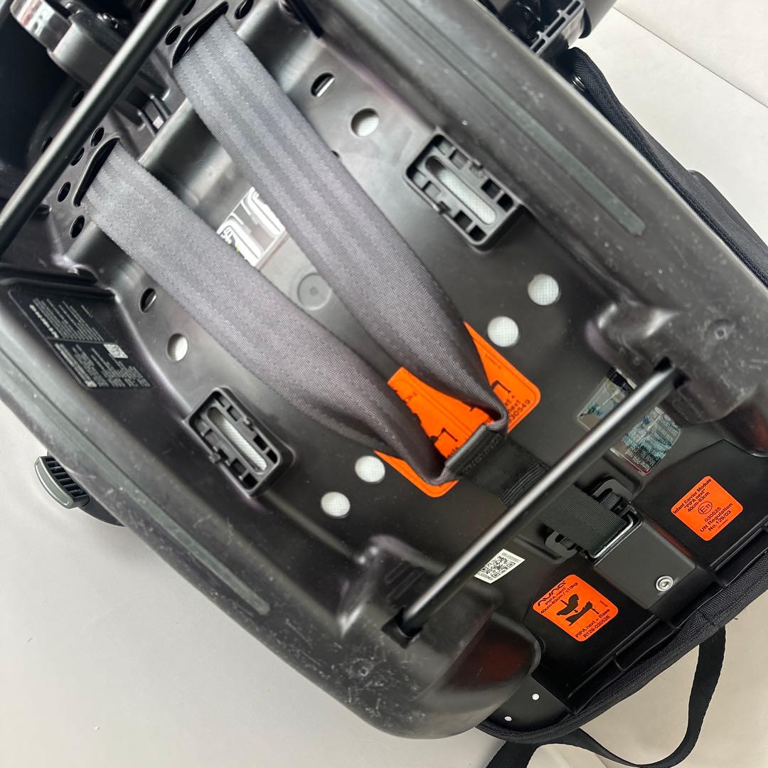 Nuna Pipa Nextベビーシート 黒 ファブリック