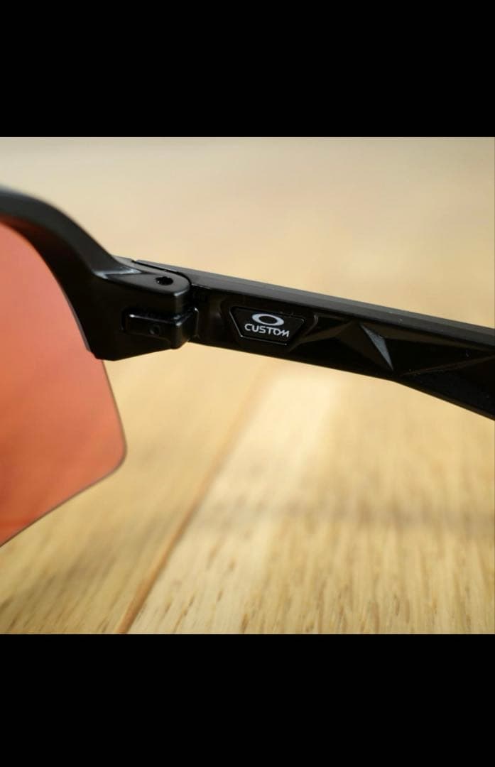 【極美品】OAKLEY SUTRO LITE SWEEP