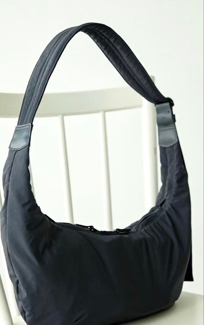 北欧暮らしの道具店　クロスボディバッグ