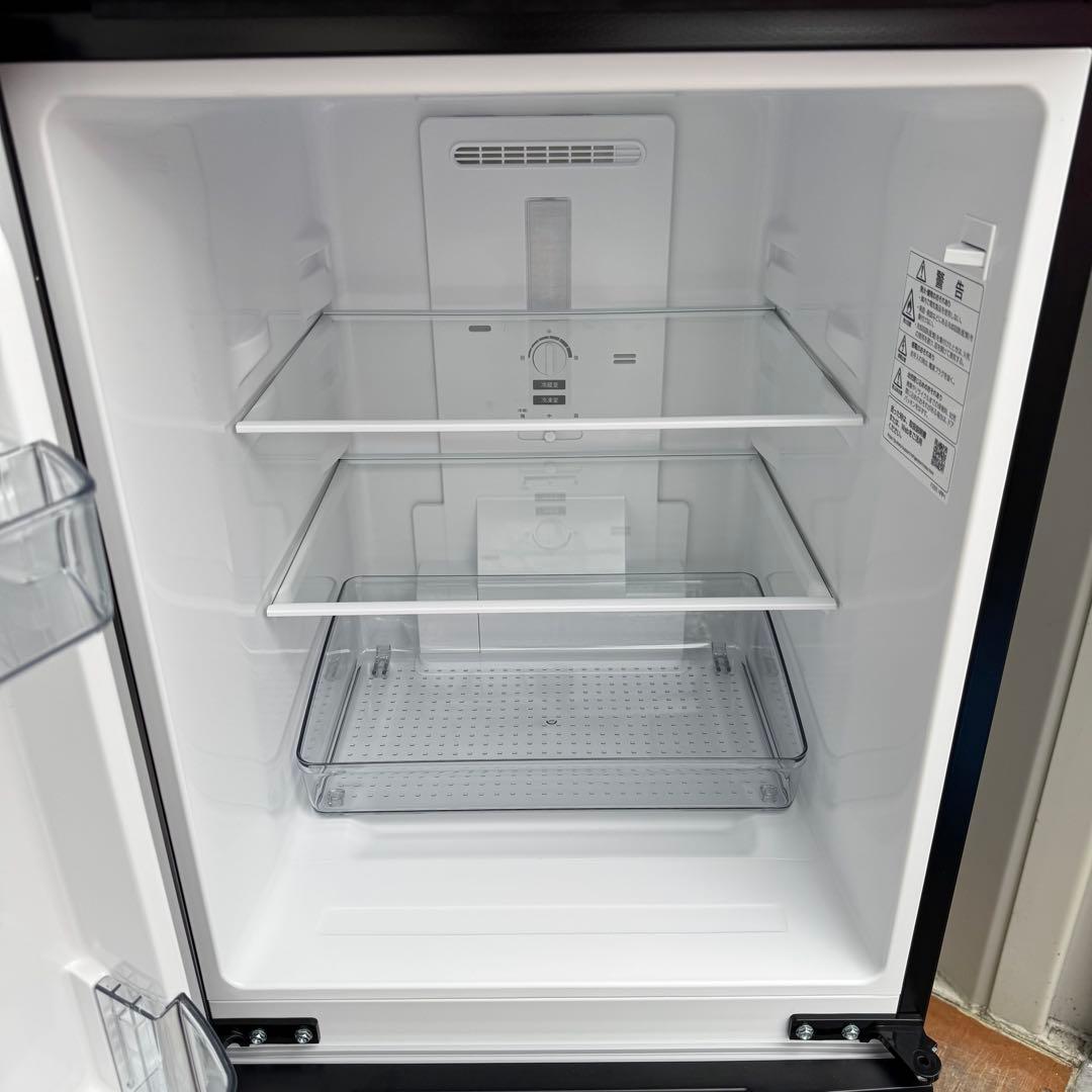 C7539★2024年製★ほぼ新品★シャープ　冷蔵庫　右.左開き　自動霜取り