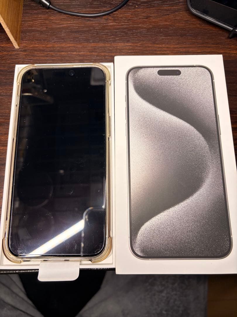 美品‼︎ iPhone 15 Pro Max 256GB 残無し