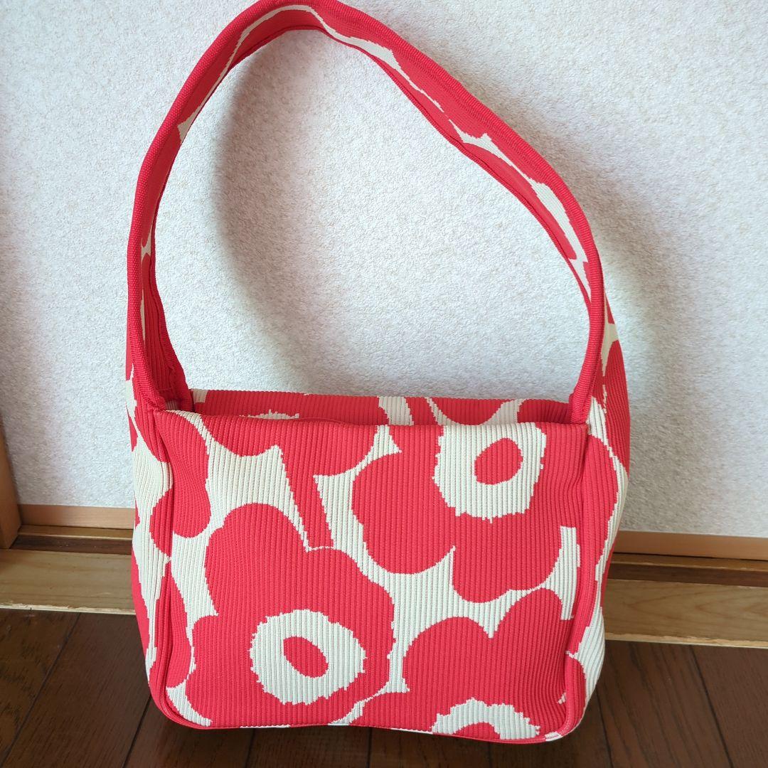 marimekko 花柄ショルダーバッグ