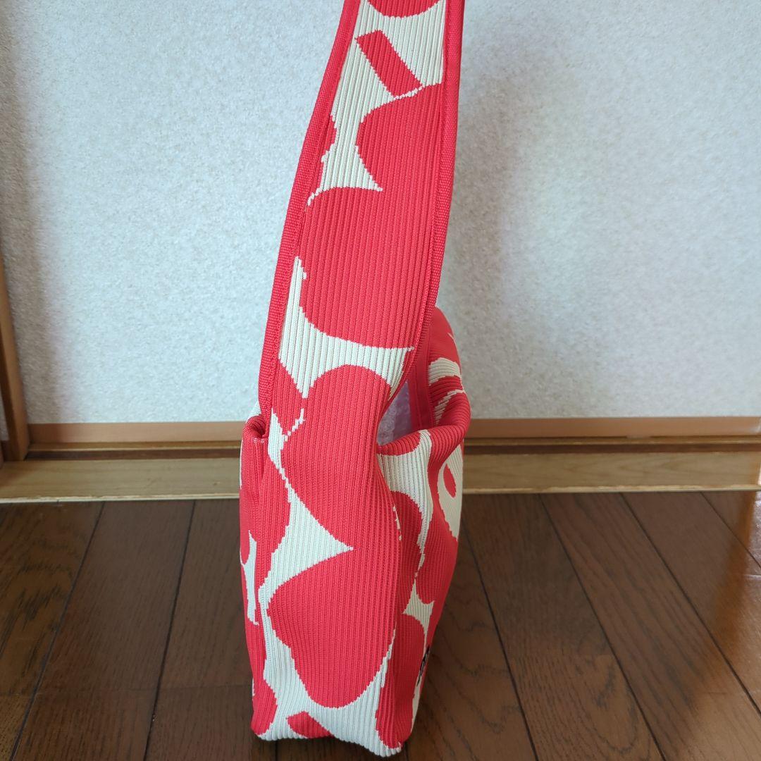marimekko 花柄ショルダーバッグ