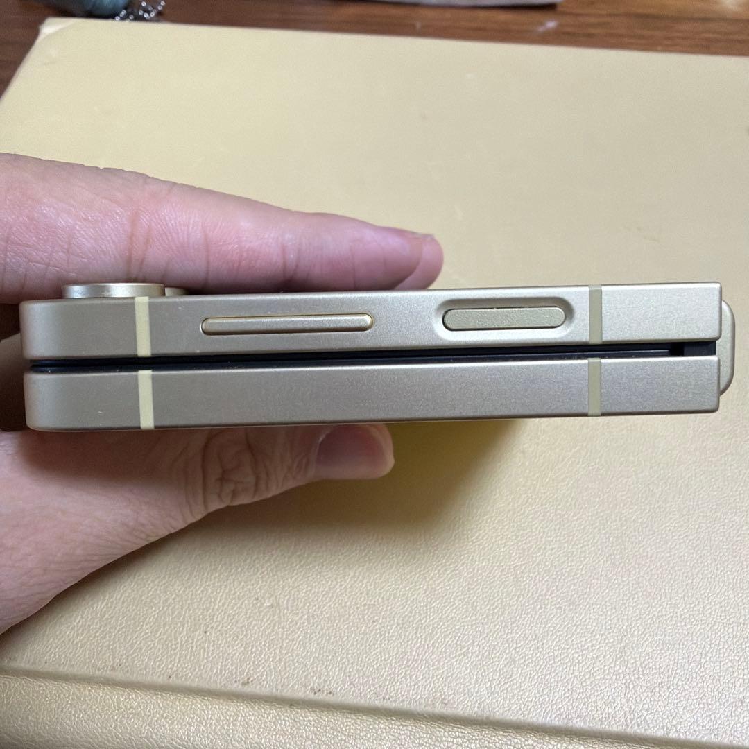 Galaxy Z Flip6 256GB イエロー 国内版