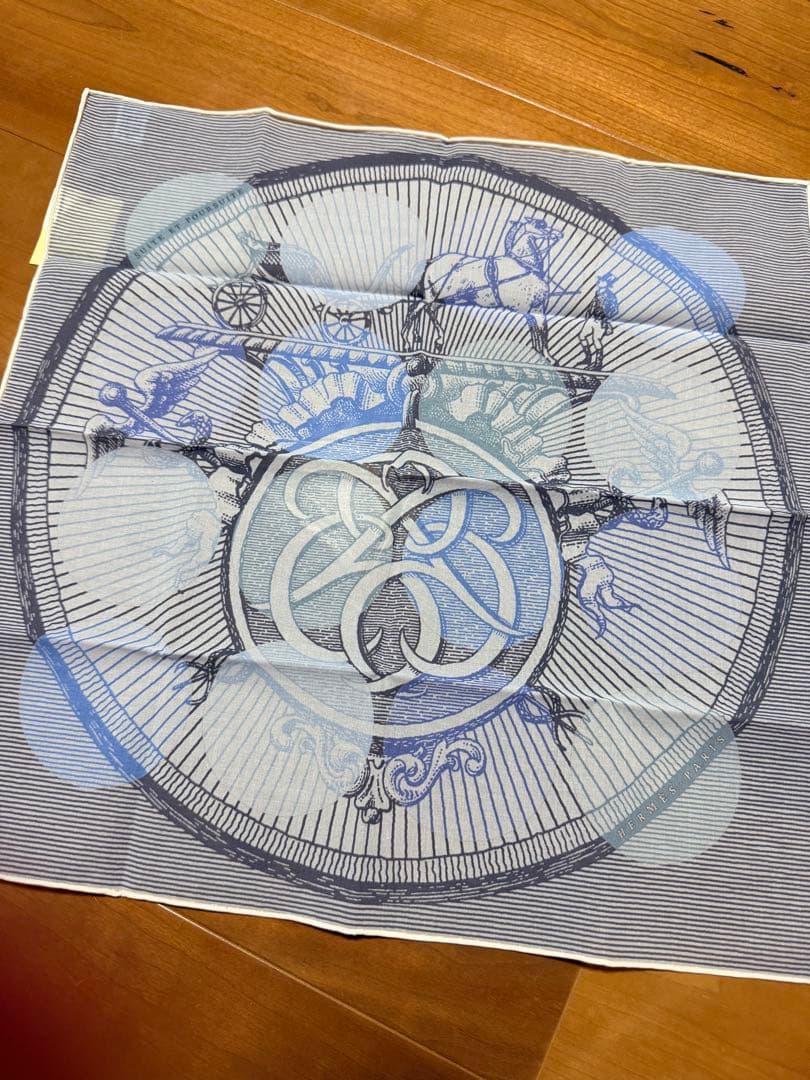 【新品未使用】HERMES ／コットン100%ハンカチ