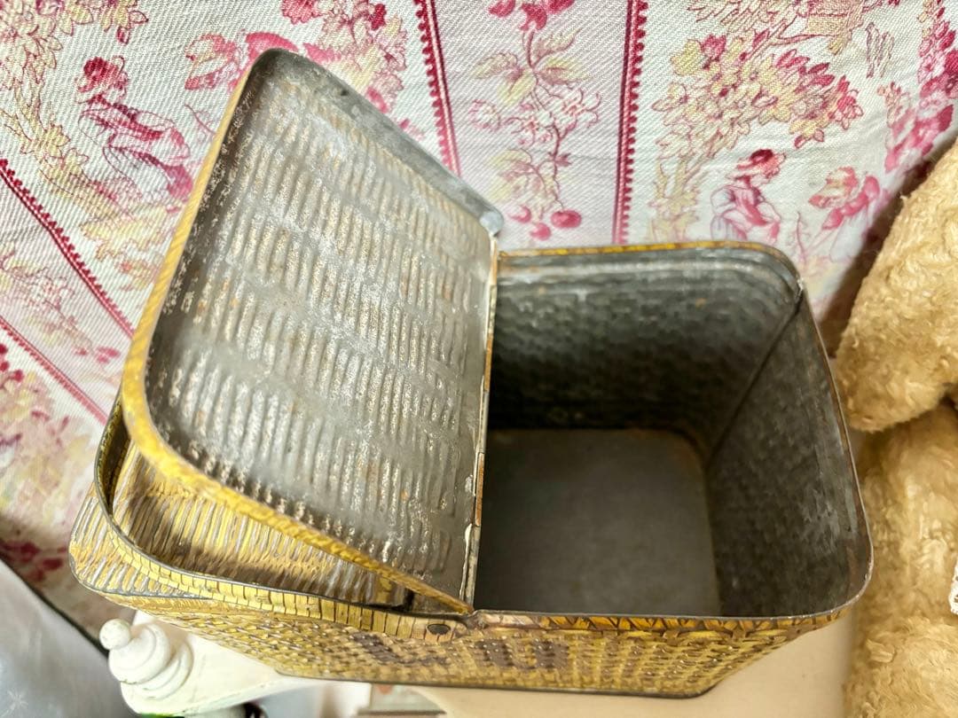 LUビスケット　 バスケット パニエ 缶 フランスアンティーク　パリ万博