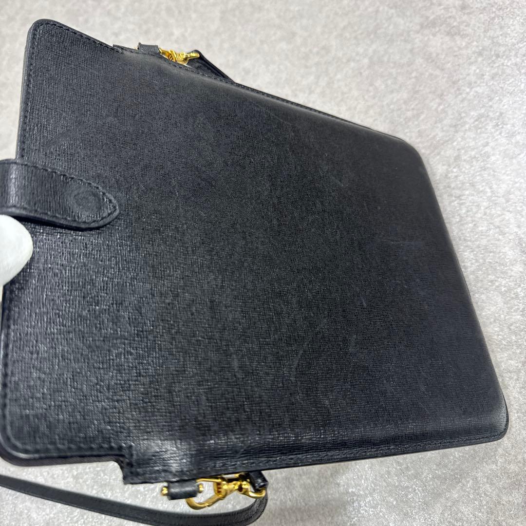 FENDI レザー タブレットケース ショルダーストラップ ギャランティカード付