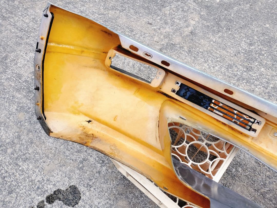 S13シルビア　純正フロントバンパー