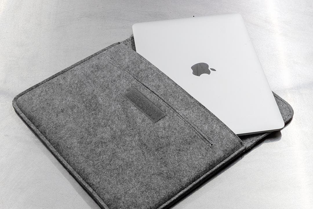 MacBook 12インチ 16GB core i7 2017 フェルトケース付