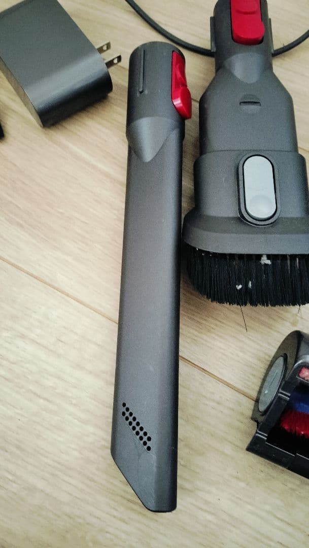 dyson 充電スタンド　他ノズル　写真のもののみ　ダイソン　本体なし