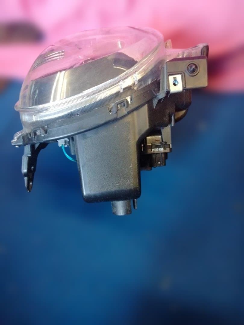 スズキ アルトのヘッドライト（左右 クリア 未使用品