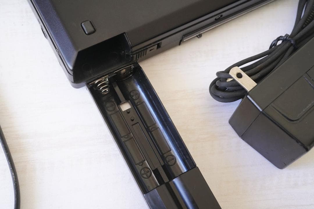 動作品 SONY カセットレコーダー・TC-1100B 日本製カセットプレーヤー