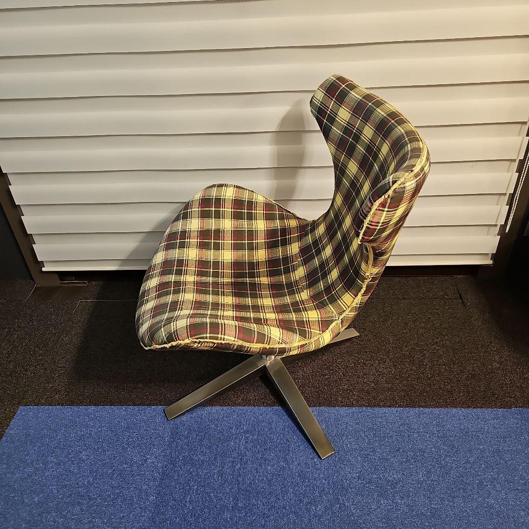 チェック柄スワベルチェア　最終価格　月曜終了予定