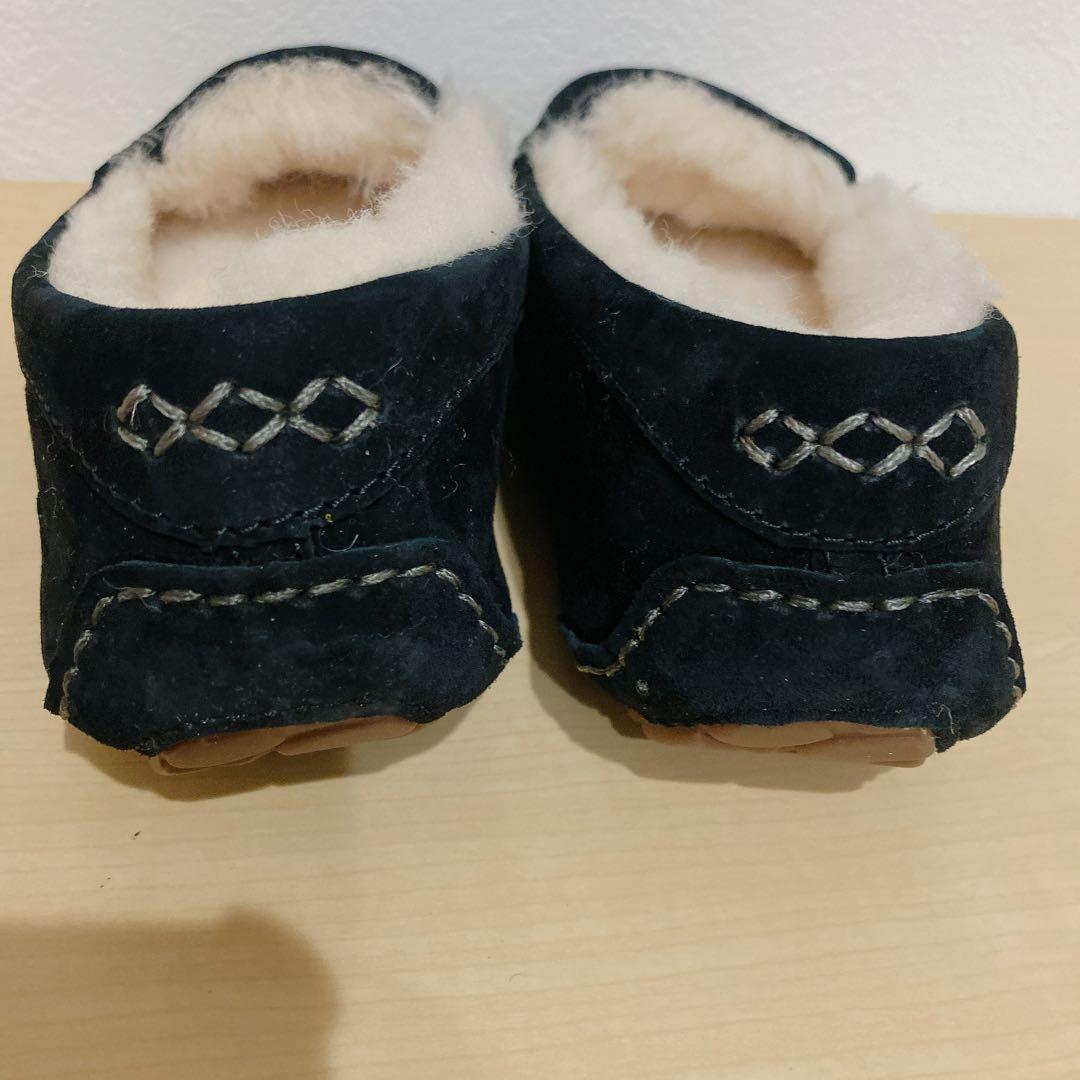 未使用✩.*˚UGG アグ モカシン ムートン スリッポン 黒