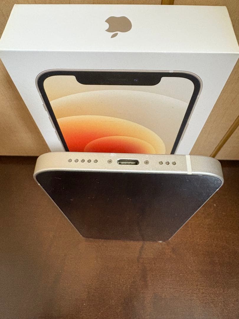 スマートフォン本体 Apple iPhone12 White 64GB