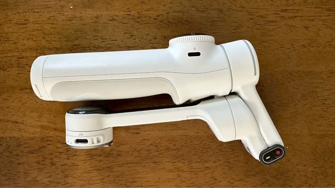 Insta360 Flow 2 スマートフォン用ジンバル　マウント付き