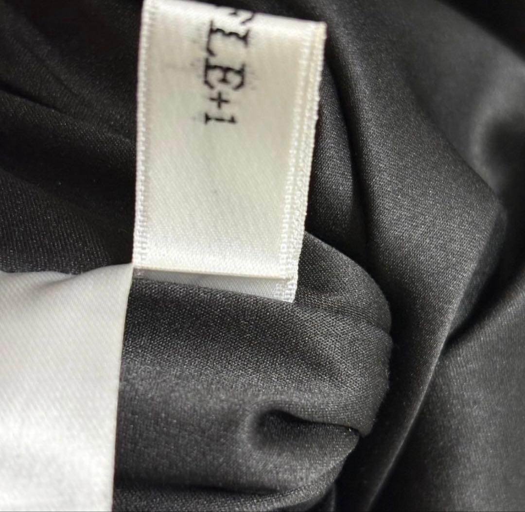 TREFLE +1 トレフルプラスワン　 レディワンピース　フリル　パフスリーブ