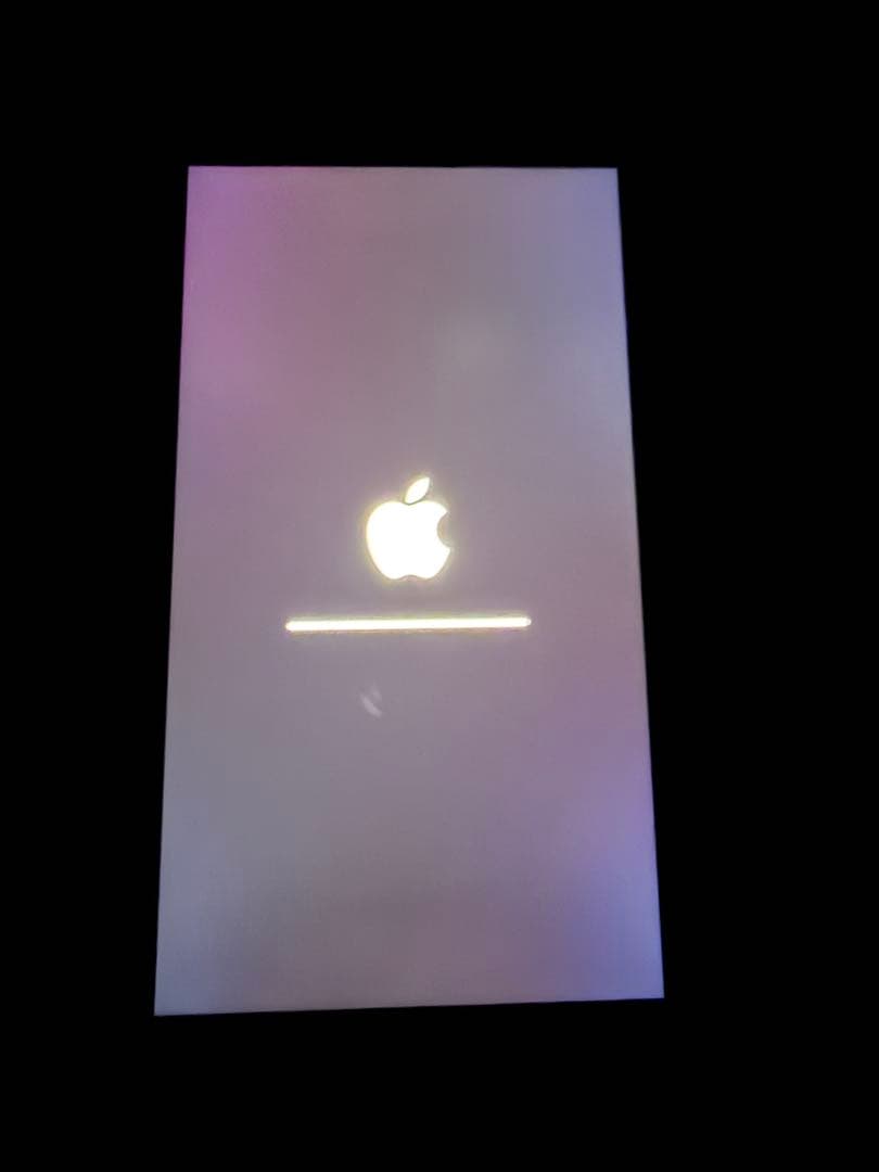 iPhoneSEブラック 本体