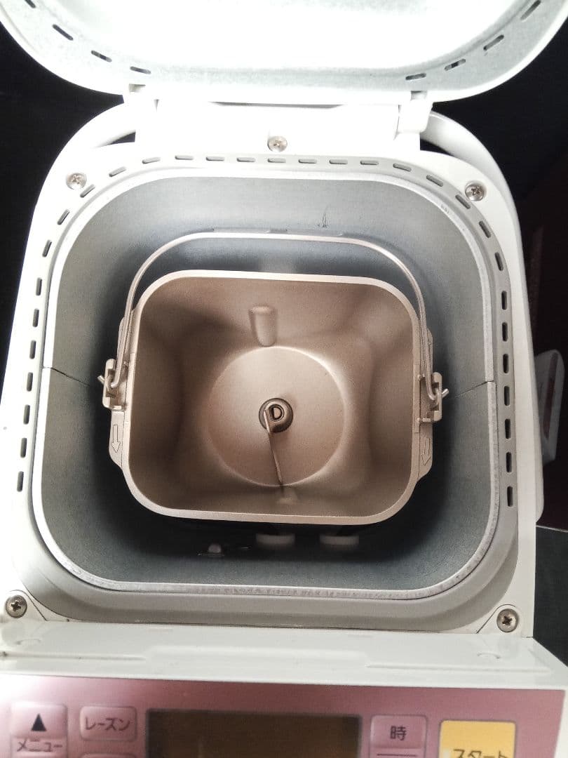 【極美品】Panasonic ホームベーカリー SD-BH106-PW
