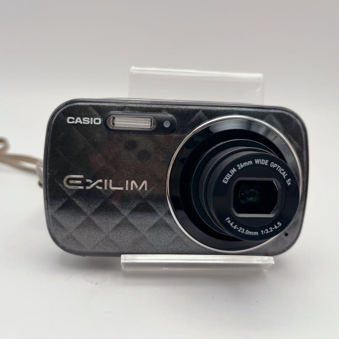 【美品】CASIO　デジカメEX-N10 コンデジ　カメラ女子