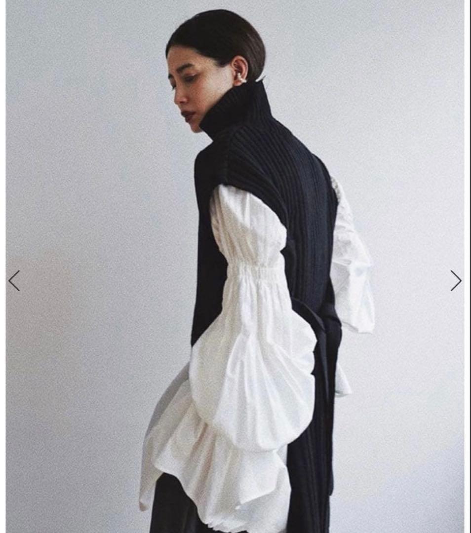 【美品】 ETRE TOKYO ハーフジップタートルニットベスト