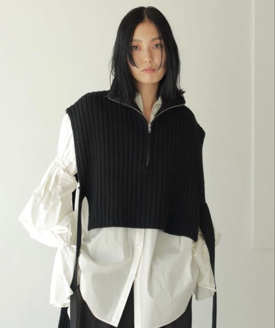 【美品】 ETRE TOKYO ハーフジップタートルニットベスト