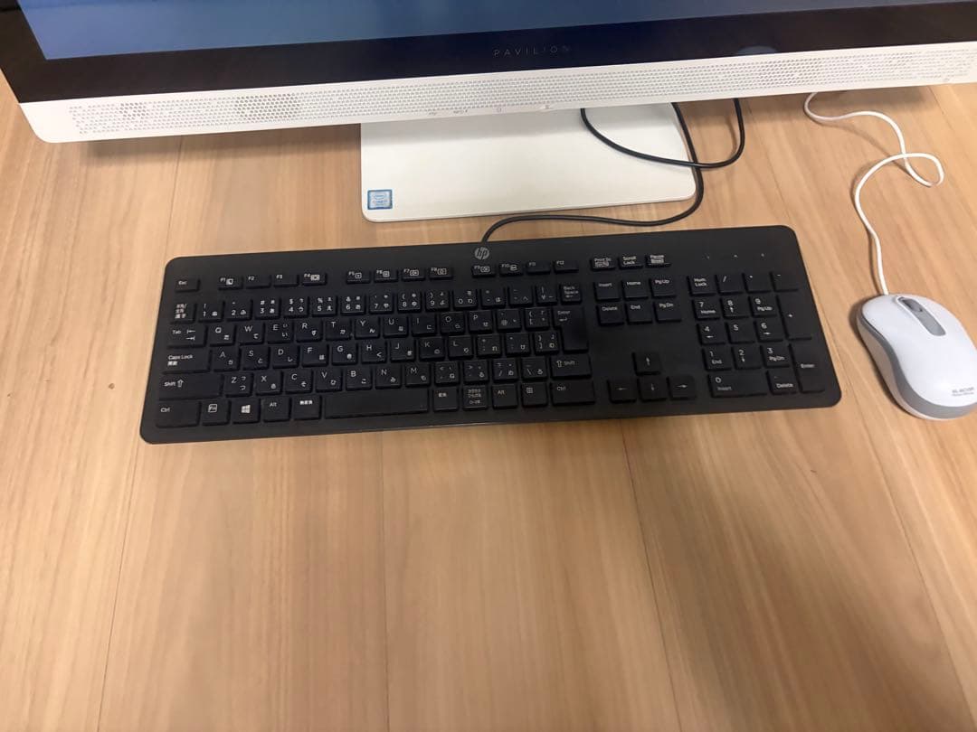 美品　27インチモニター一体型PC　画面タッチパネル