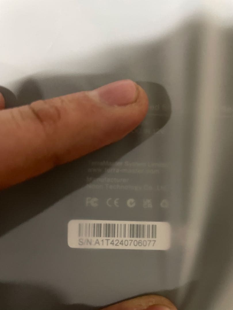 TERRAMASTER F6-424 4ベイ NASストレージ N HDDなし