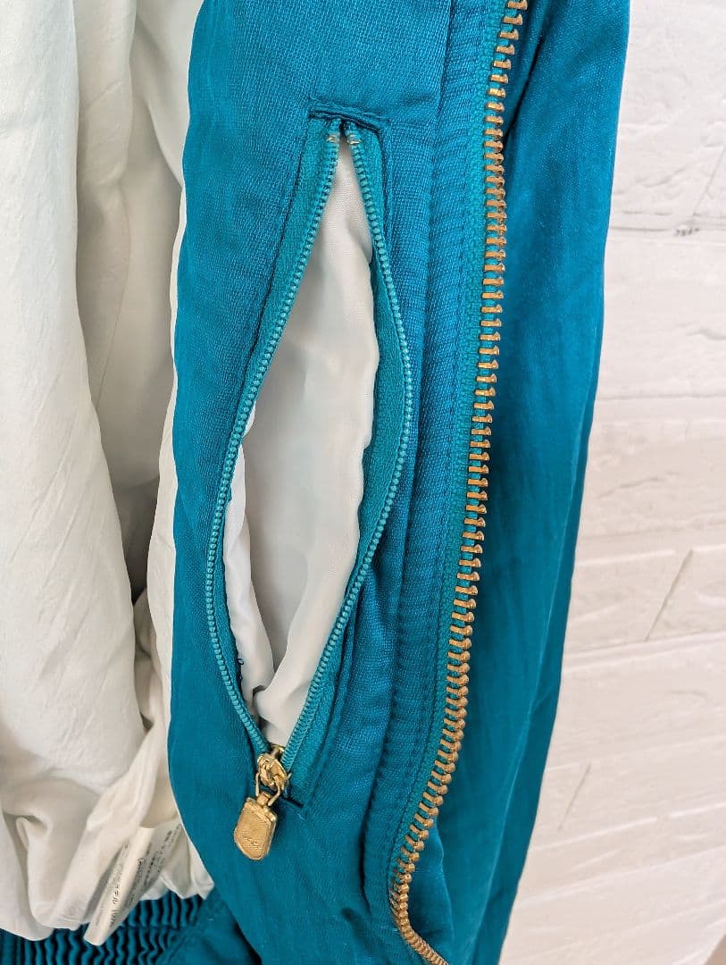 80s 古着 ブルゾン ダウン ジャケット 刺繍 vintage レトロ ブルー