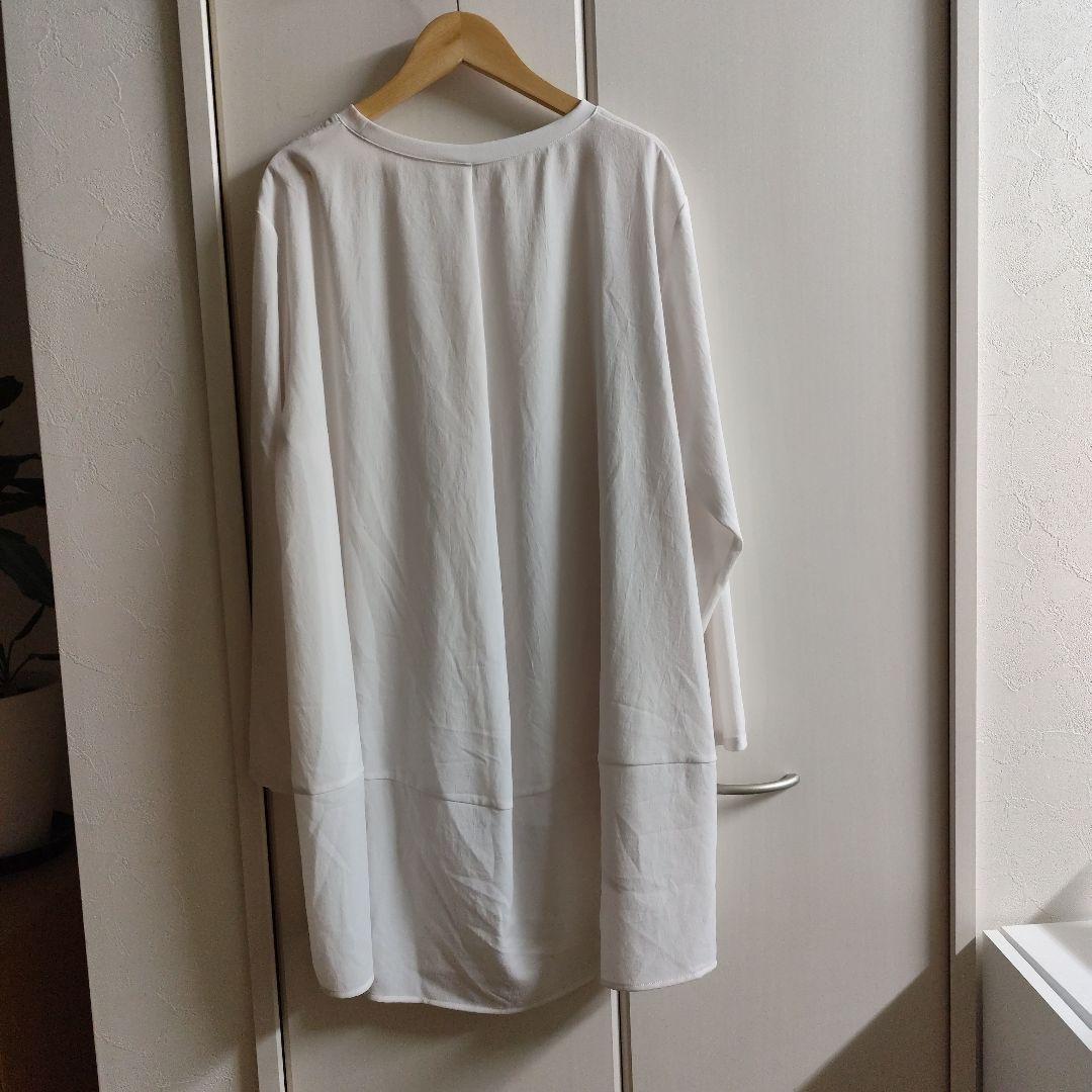 BEARDSLEY 後ろドレープブラウス