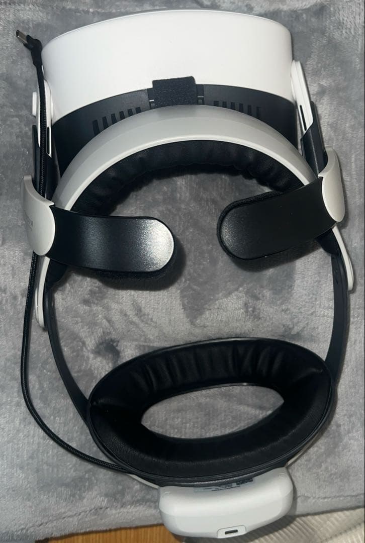 メタクエスト3s 128G ストラップ＆フェイスクッション付き