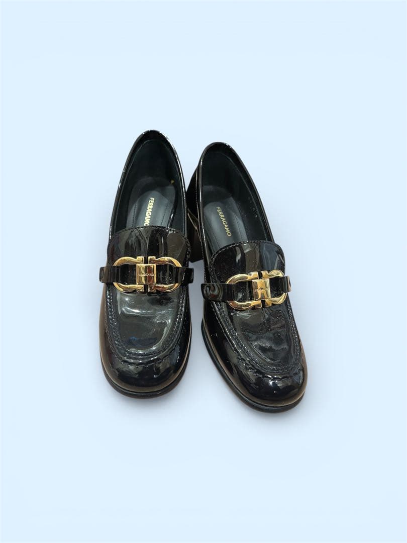 フェラガモ　ヒールローファー2025SS UK5