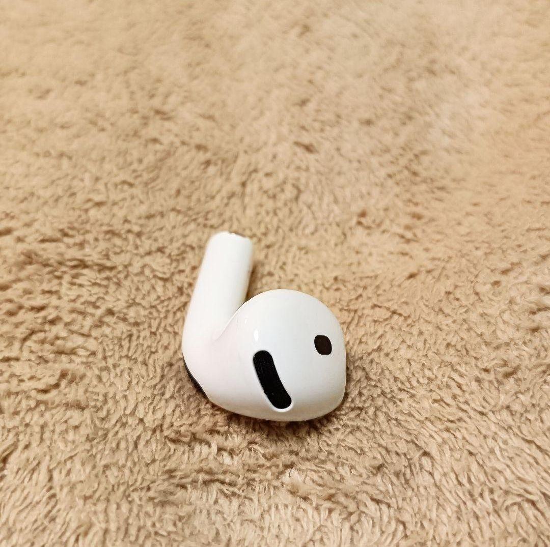Apple AirPods 第4世代 左右のみ LR