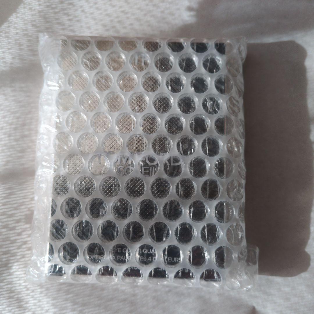 【限定品✨️】TOM FORD アイシャドウ 01SN　シャレーミンク