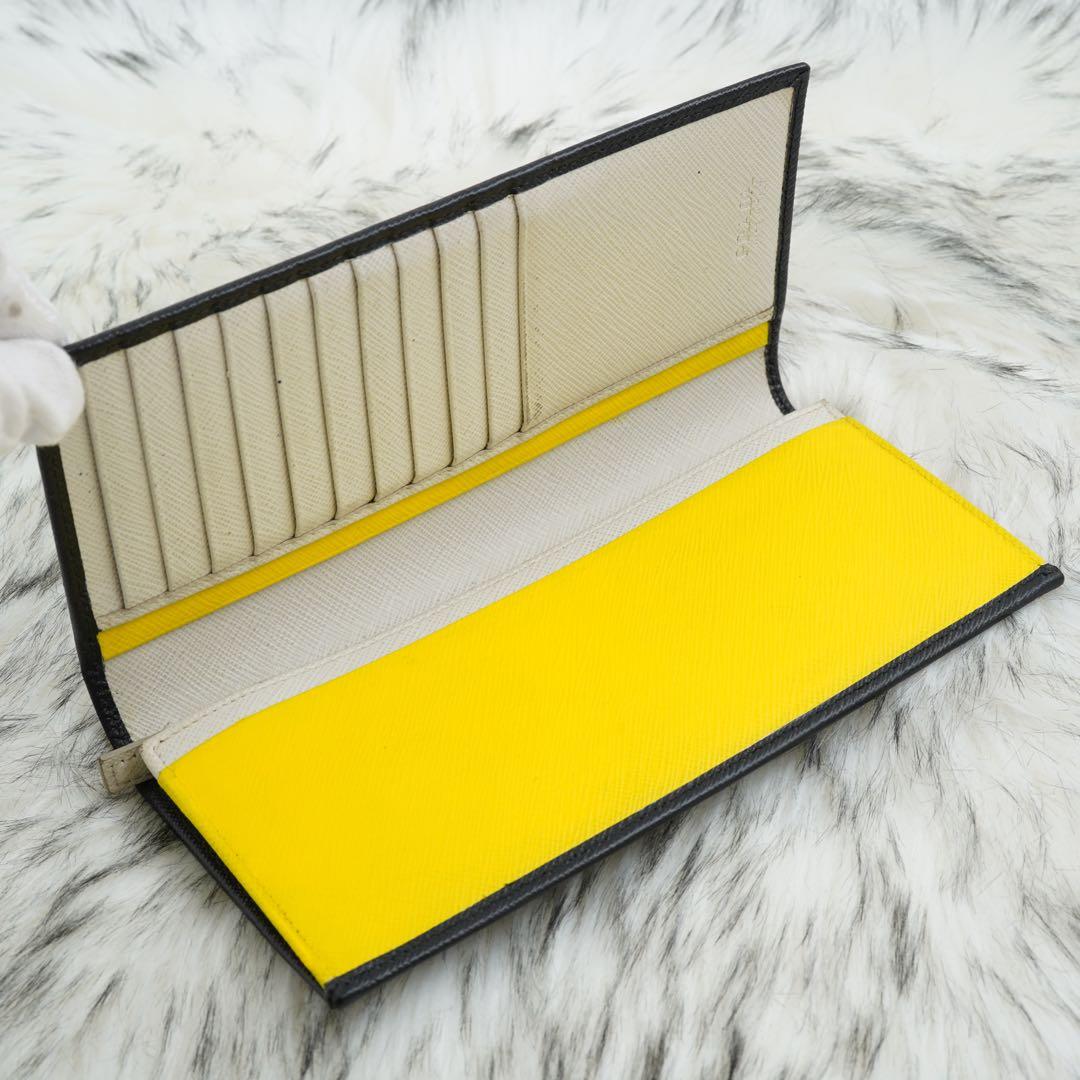 極美品　PRADA プラダ　長財布　二つ折り　サフィアーノレザー　ブラック