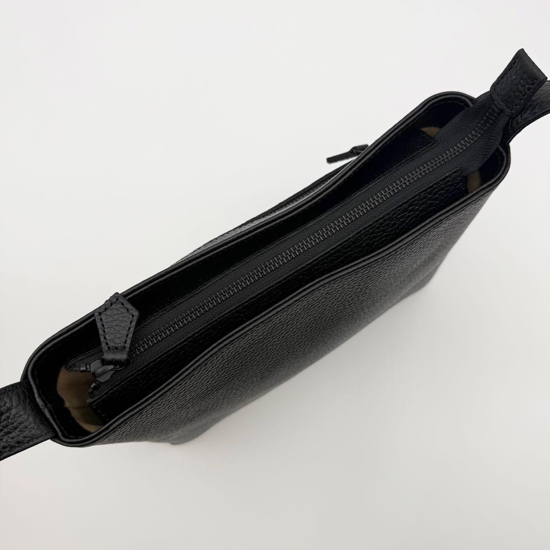 HushTug ハッシュタグ レザーショルダーバッグ ブラック