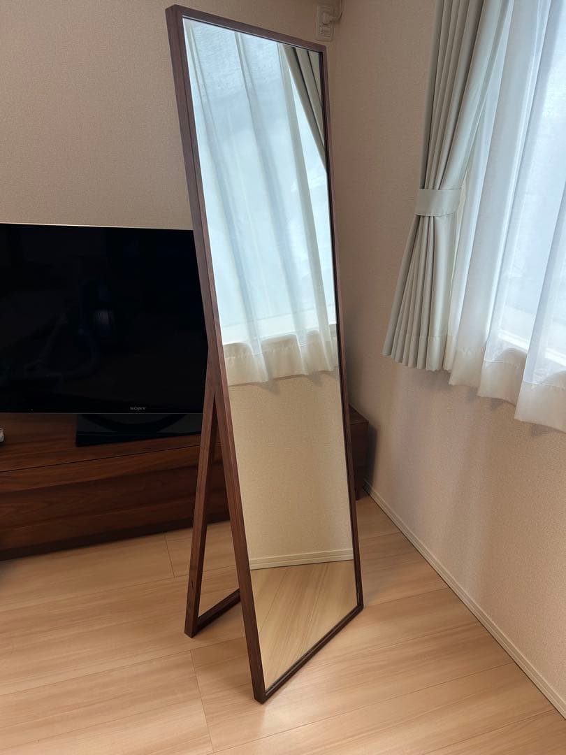 【送料込み】ウォールナットスタンドミラー　無印