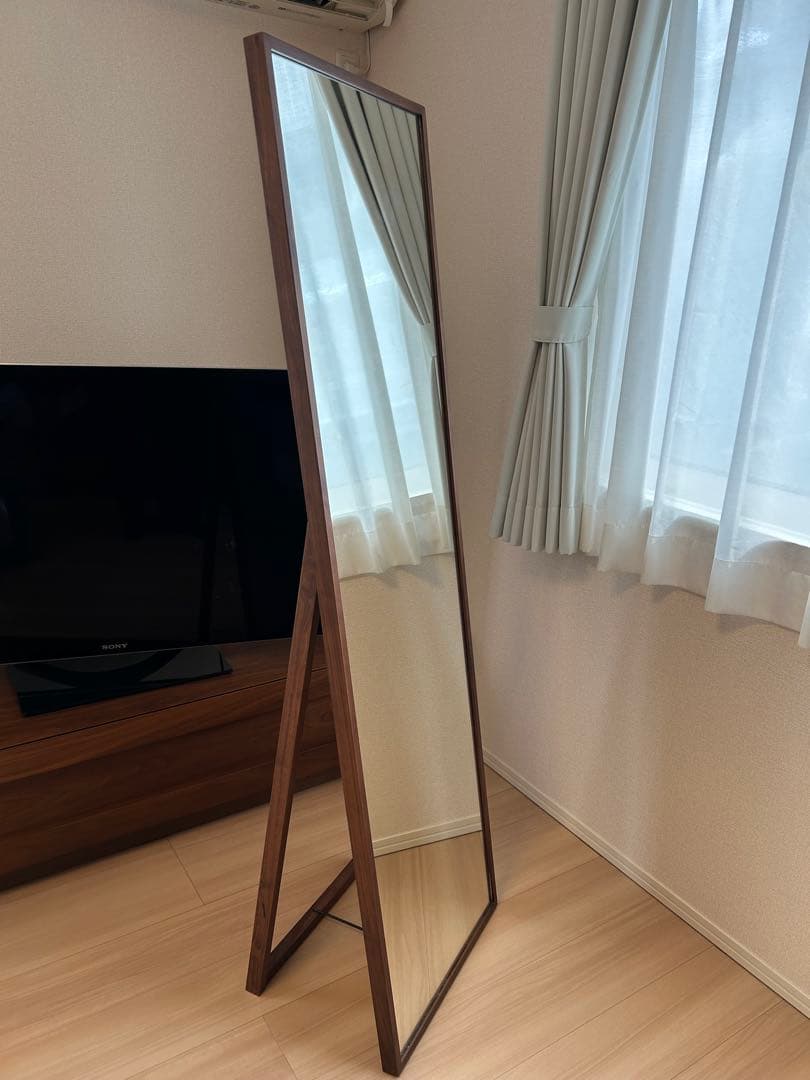 【送料込み】ウォールナットスタンドミラー　無印