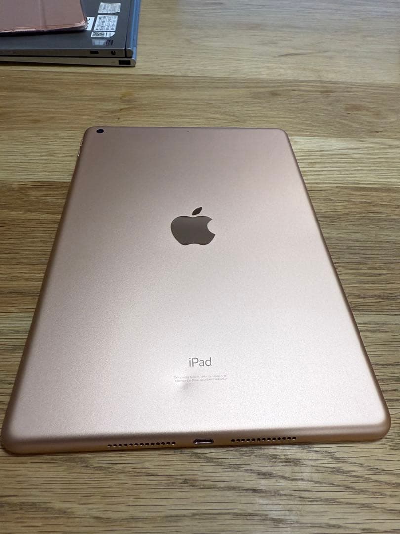 Apple iPad ローズゴールド　A1297 第七世代　32GB