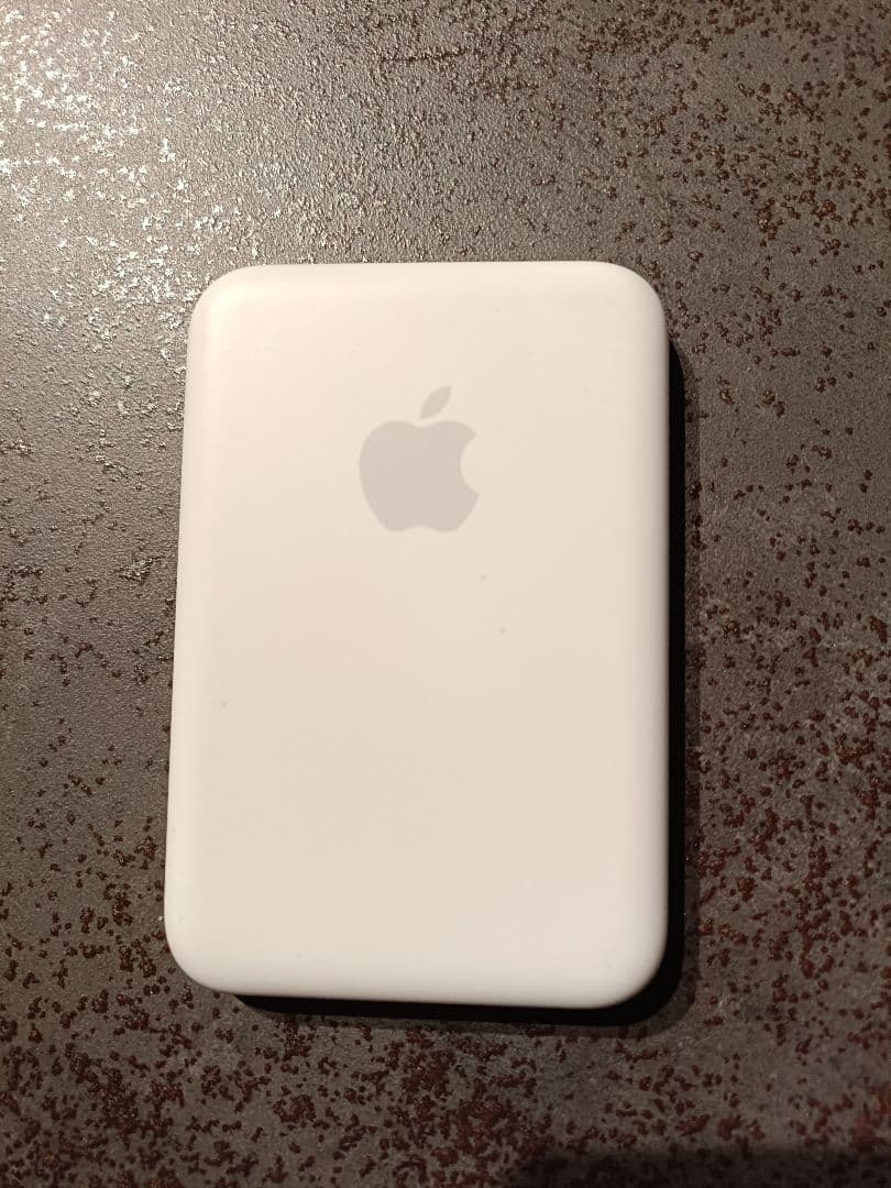 スマホアクセサリー Apple MagSafe Battery Pack