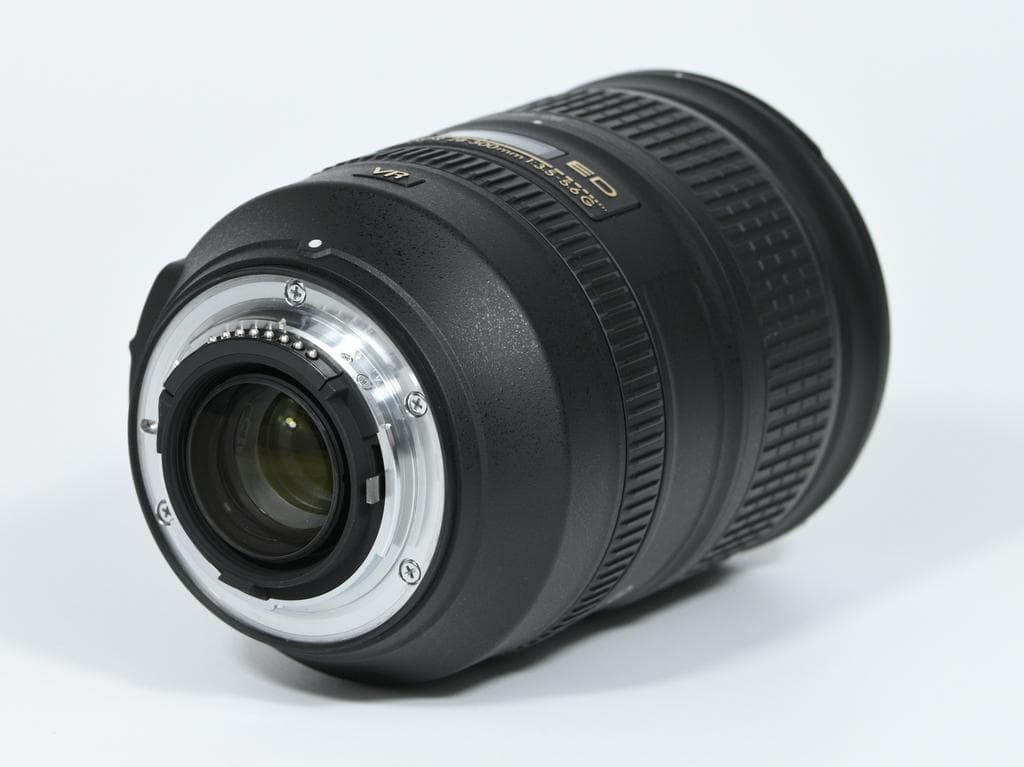 【ほぼ新品】 ニコン AF-S 28-300mm F3.5-5.6G ED VR