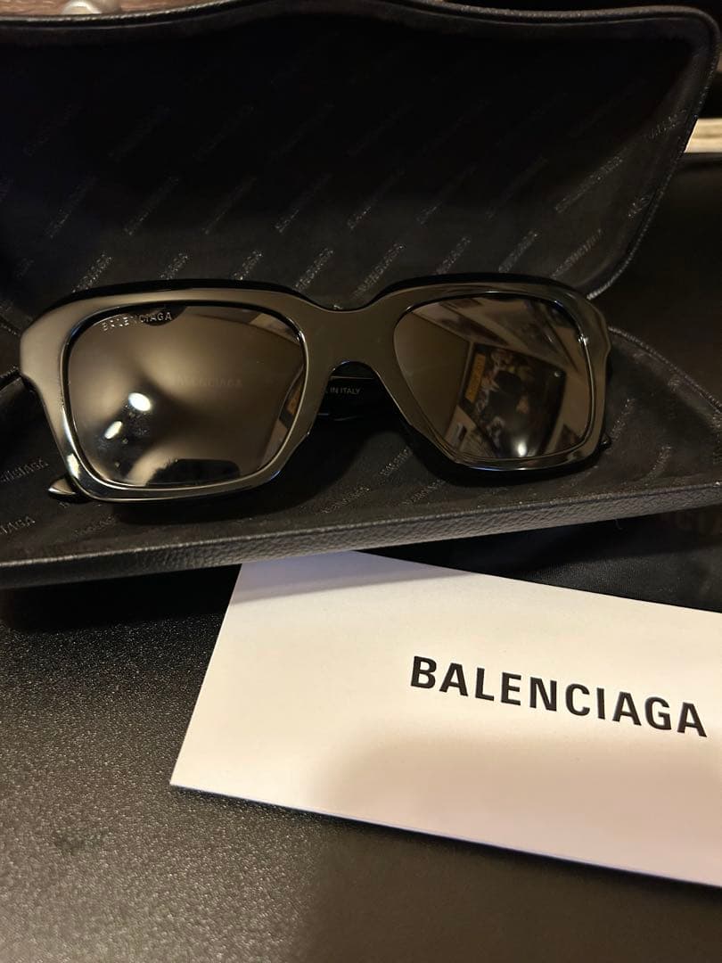 BALENCIAGA サングラス ブラック BB0127S