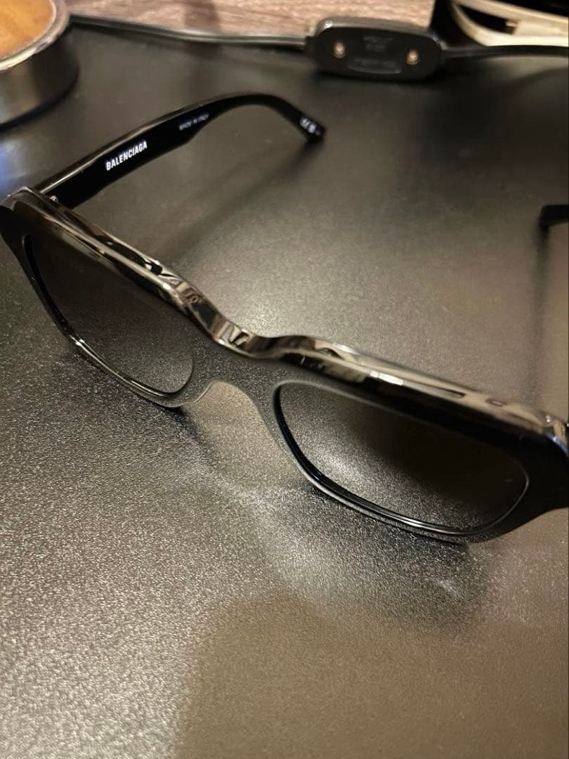 BALENCIAGA サングラス ブラック BB0127S