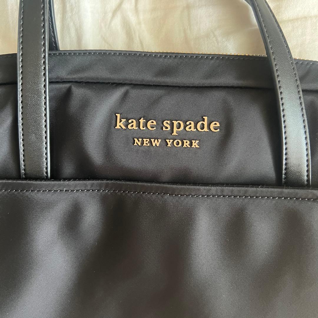 【数回のみの使用】kate spade ラップトップ　ビジネスバッグ　パソコン