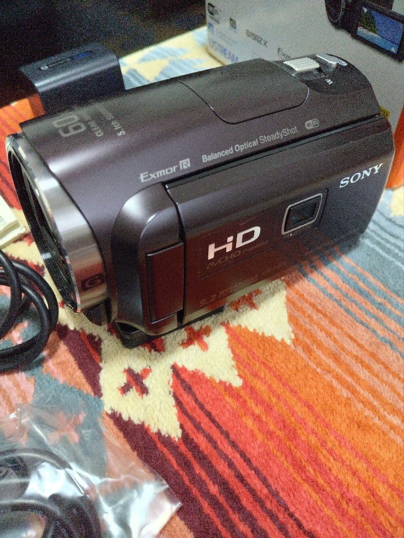 HDR-PJ670　ビデオカメラ