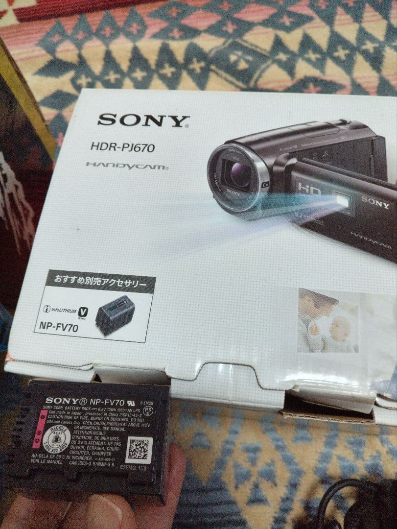 HDR-PJ670　ビデオカメラ