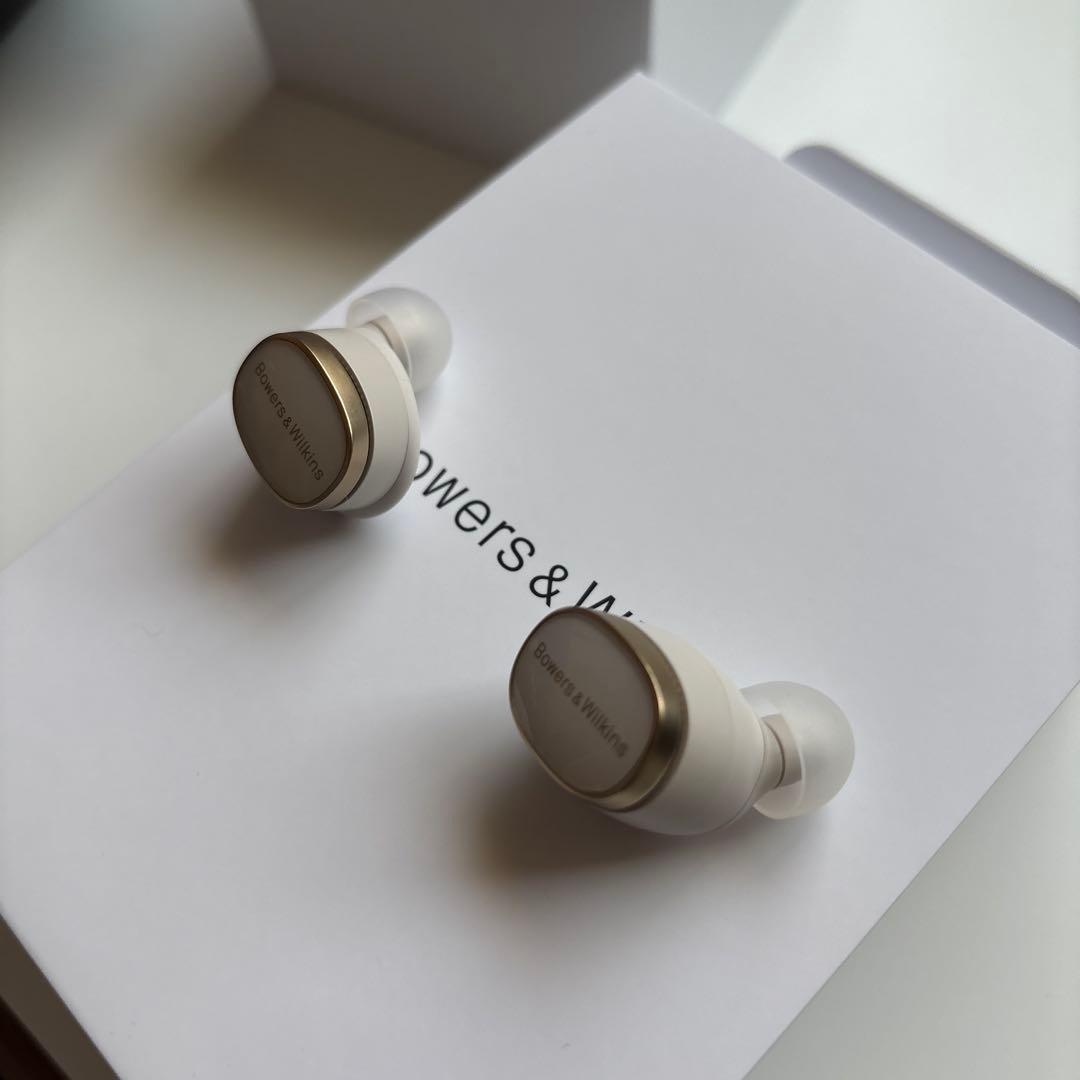 Bowers & Wilkins Pi8 ワイヤレスイヤフォン ホワイト