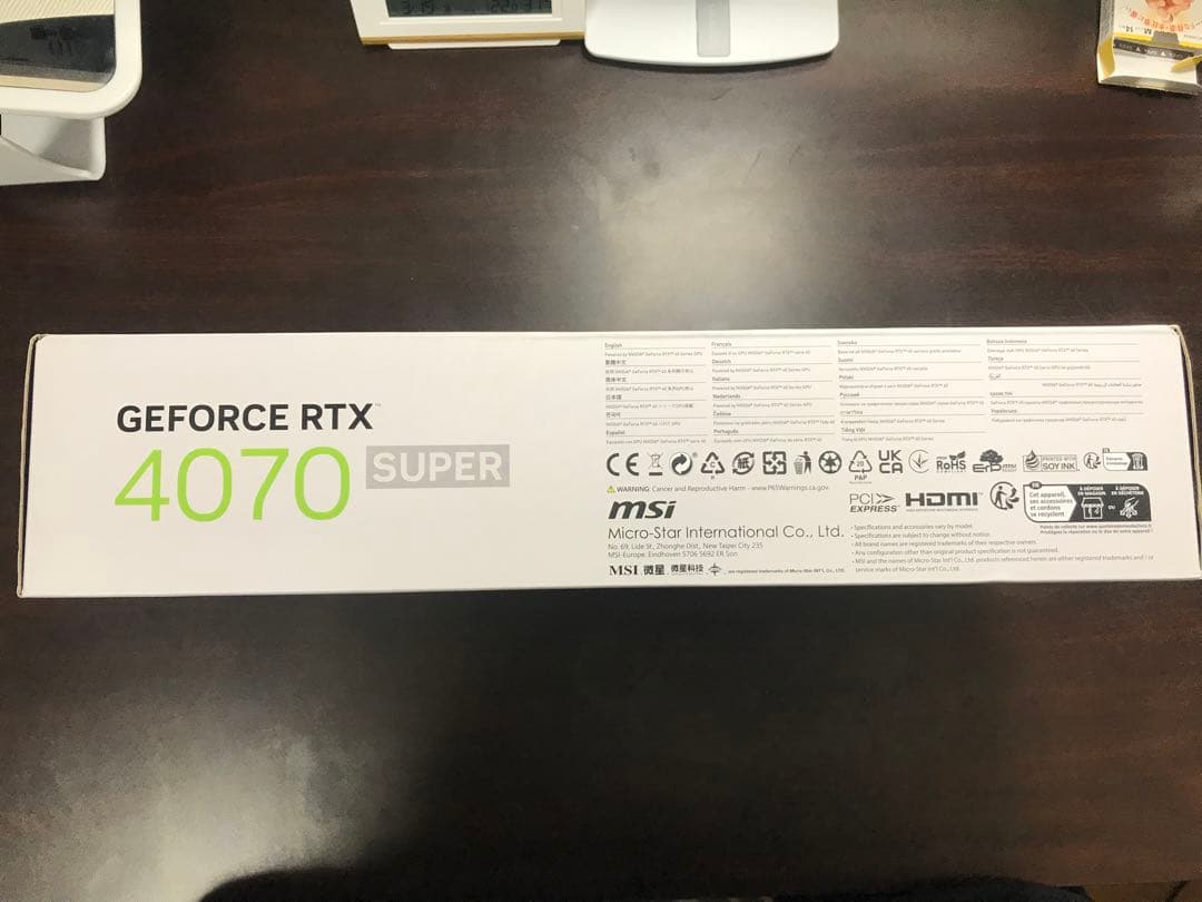 グラフィックボード・グラボ・ビデオカード MSI RTX4070SUPER 12G GAMING X SLIM WHITE