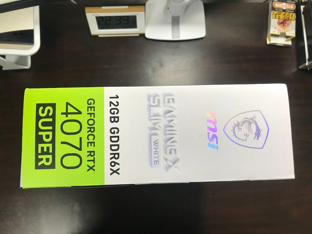 グラフィックボード・グラボ・ビデオカード MSI RTX4070SUPER 12G GAMING X SLIM WHITE