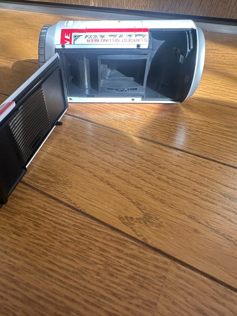 【バドワイザー】フィルムカメラ　缶型